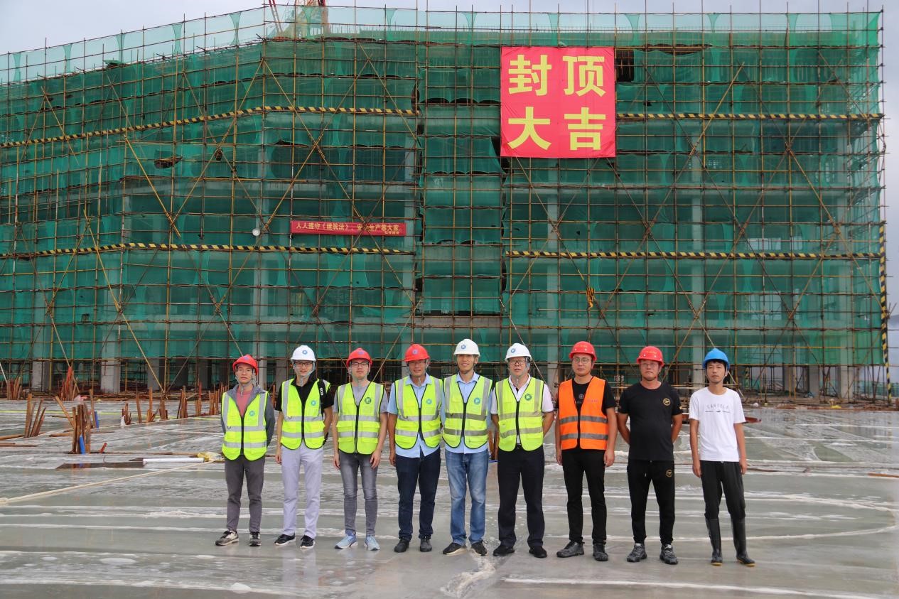 广西硅科技宿舍楼封顶